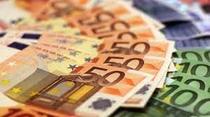 banconote euro sparse